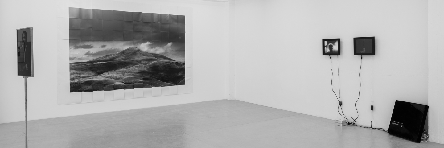 
Datcha Project, — From ... (Weaving Large) • 2014 © Melik Ohanian